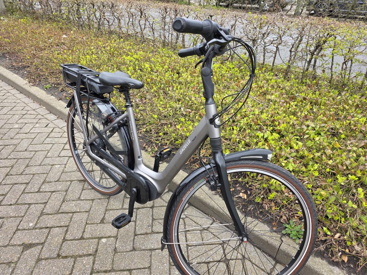 Schitterende Gazelle C310 met Bosch middenmotor en 500wh accu