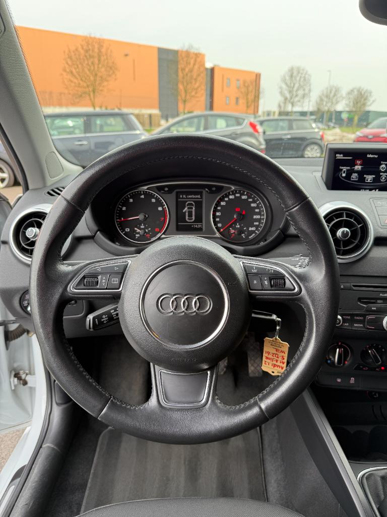 Audi A1 Sportback 1.2 tfsi admired s- line