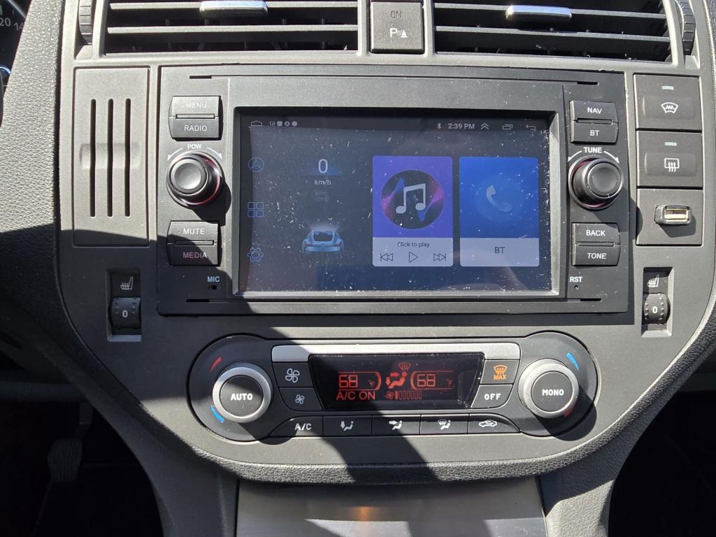 Ford C-max 1.8-16v titanium flexifuel