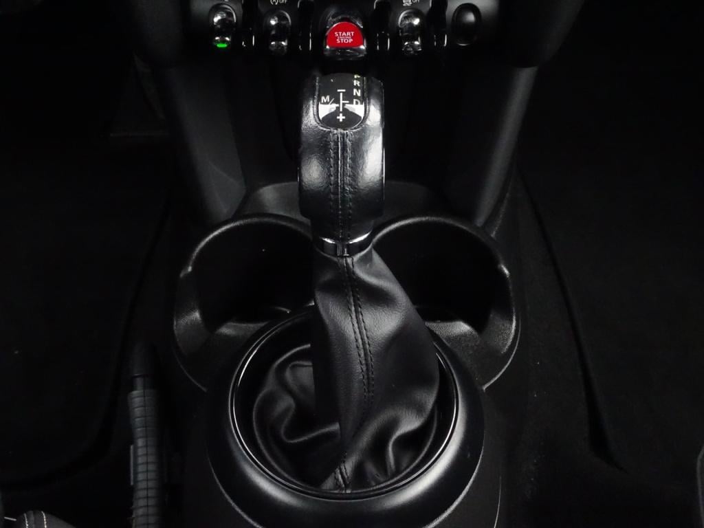 Mini Cooper mini 1.5 business automaat | led