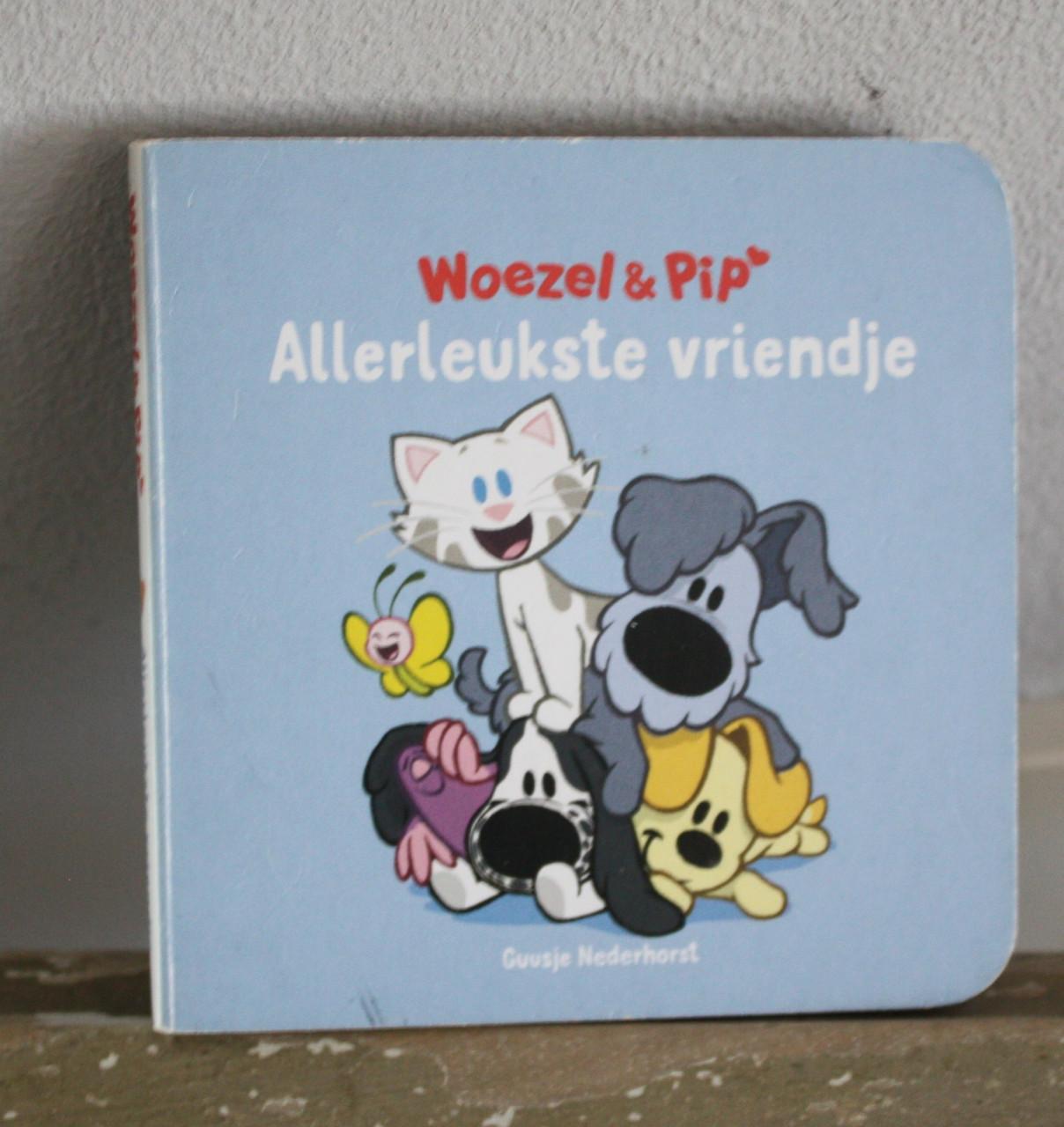 Boekje woezel & pip allerleukste vriendjes