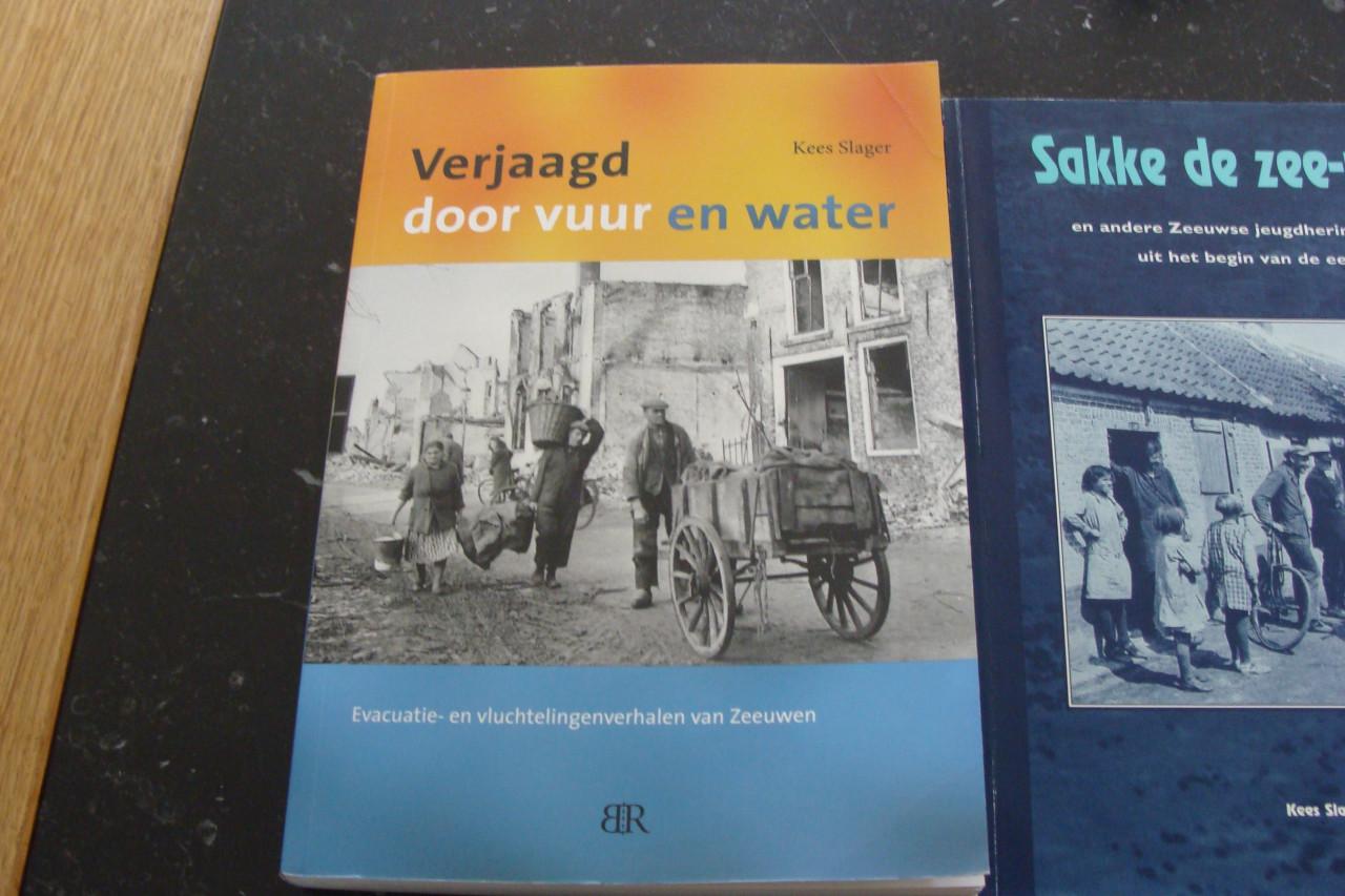 WO2 zeeuwse boeken 9x