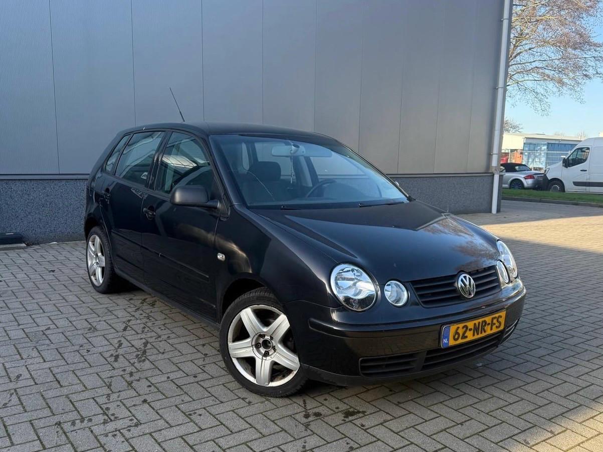 Volkswagen Polo 1.4-16V Highline 148.971Km