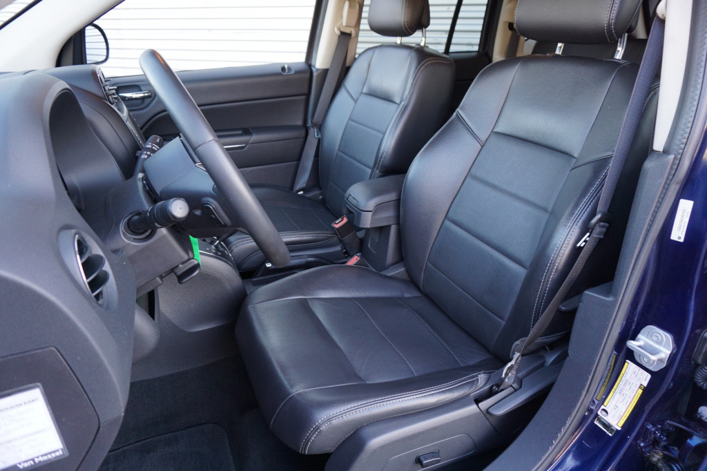 Jeep Compass 2.4 limited 4wd automaat airco / navi / cruise / elektr. ramen