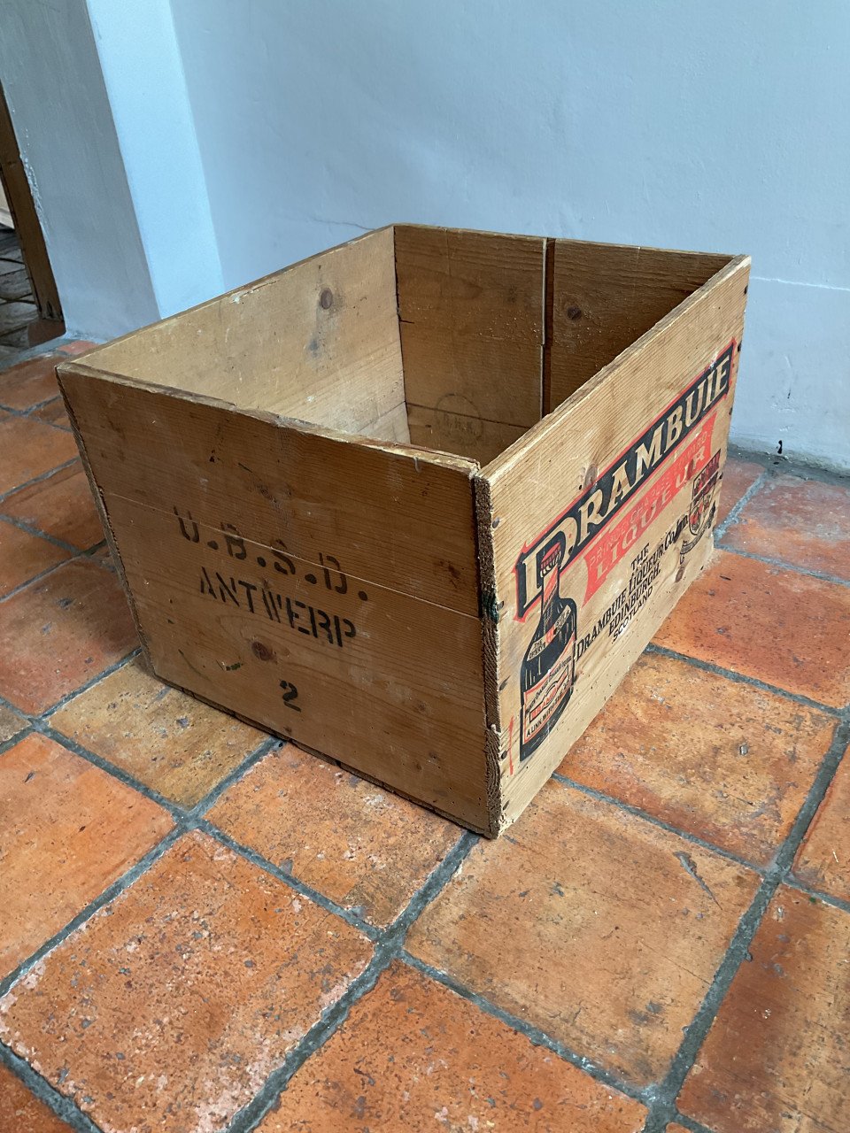 Houten kist Drambuie ( Schotland )