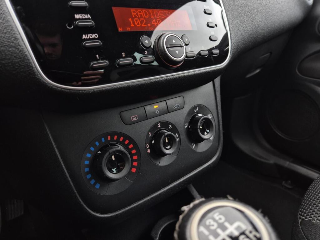 Fiat Punto evo 1.4-16v multiair sport