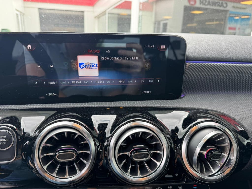 Mercedes-Benz A-Klasse 250 e business solution luxury limited