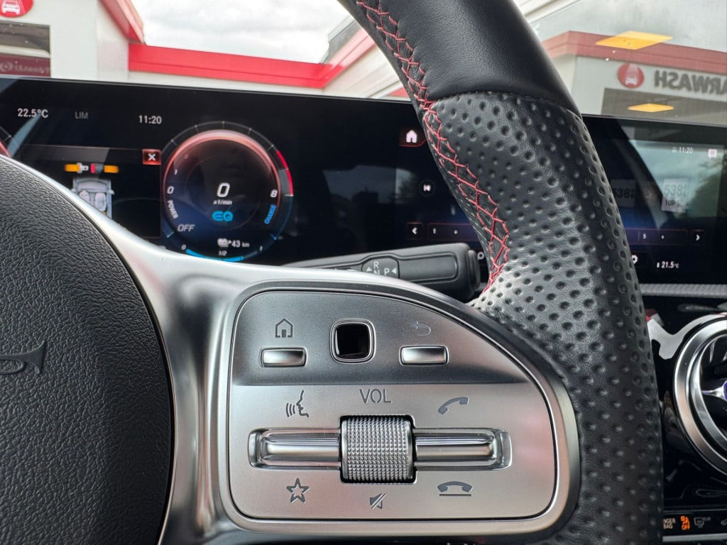 Mercedes-Benz A-Klasse 250 e business solution amg limited