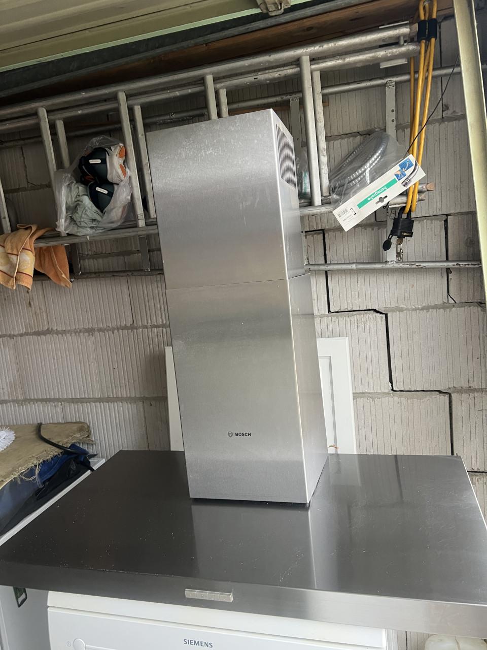 Bosch RVS Wandschouw Afzuigkap 90 cm (DWB96BC50) Als nieuw!
