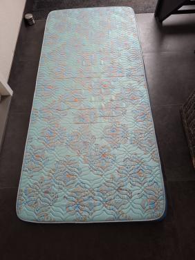GRATIS matras