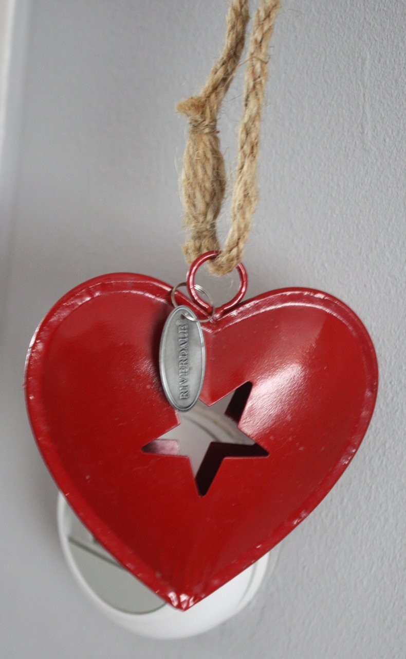 Rode metalen hart hanger