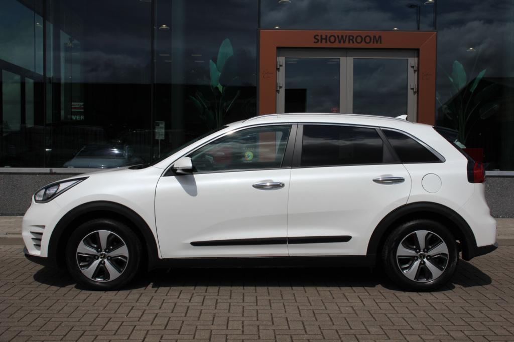 Kia Niro 1.6 gdi hybrid dynamicline | stoelverwarming | acc | achteruitrijc