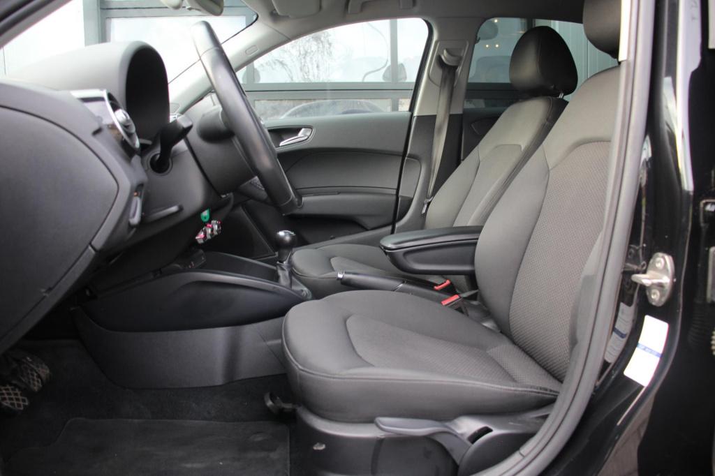 Audi A1 Sportback 1.4 tfsi s-line - stoelverwarming - parkeersensoren - 17 