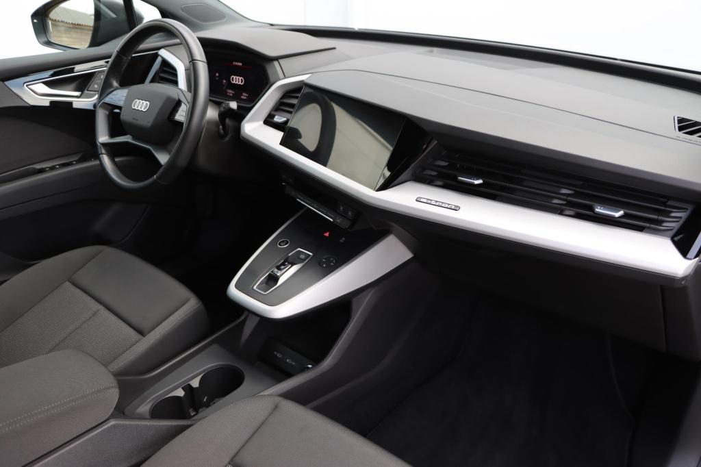Audi Q4 E-tron 40 advanced edition 82 kwh 204pk | soh 98,2% |
