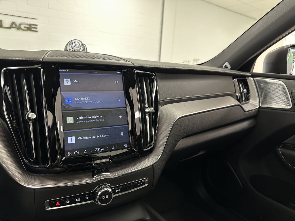 Volvo XC60 2.0 t8 awd polestar 455pk longe range | b&w | panoramadak | matz