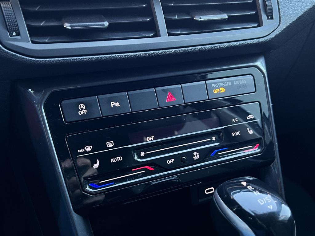 Volkswagen T-cross 1.5 tsi style business r | apple/ android carplay | dab 