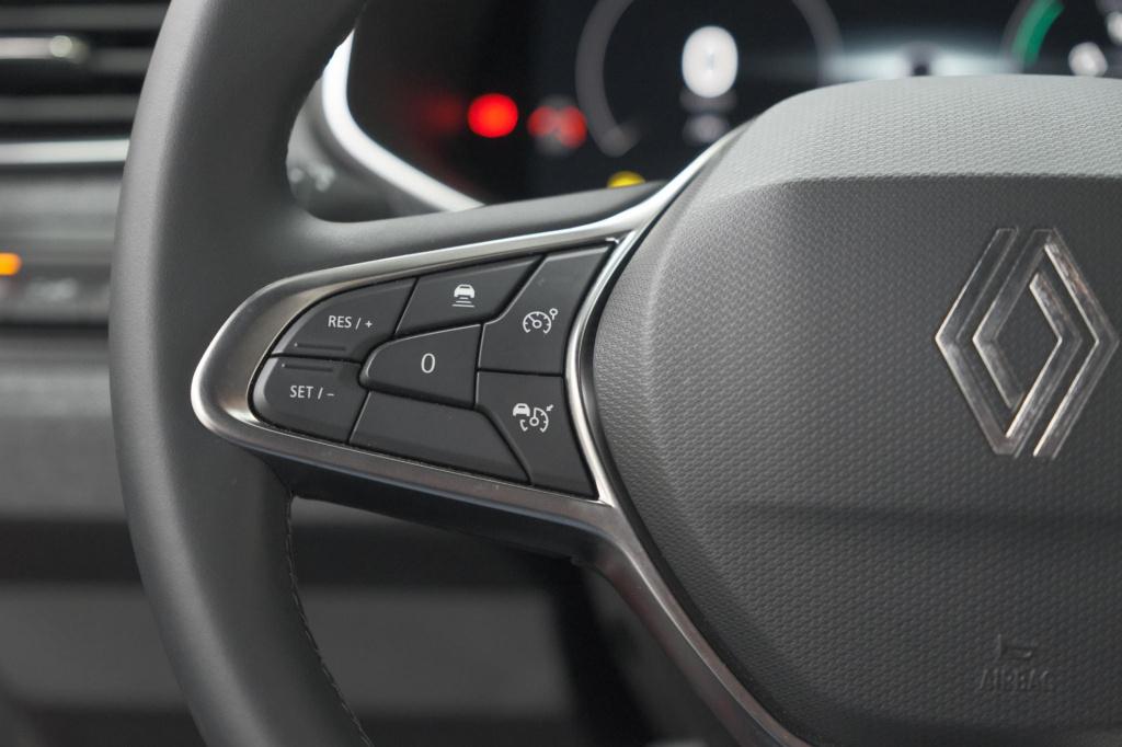 Renault Clio tce 90 gpf techno | 360 camera | adaptieve cruise control | 9.