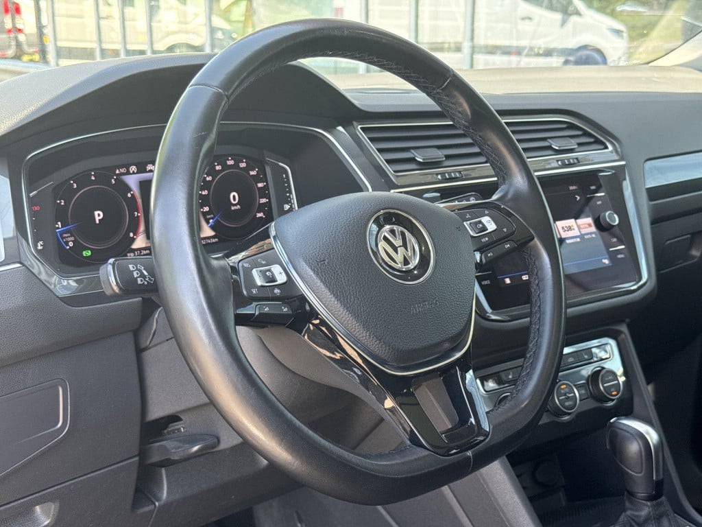 Volkswagen Tiguan Allspace 2.0 tsi 4motion highline business r 7p. | btw au