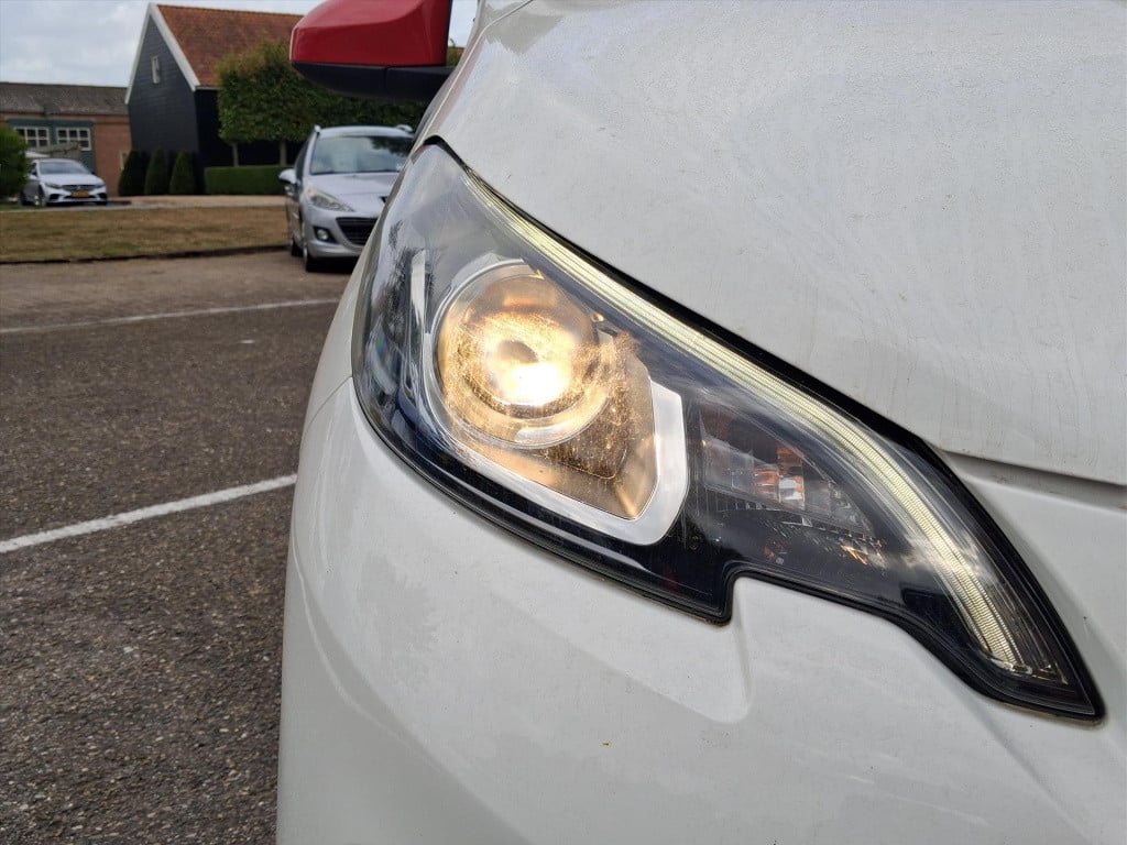 Peugeot 108 1.0 e-vti 68pk 5d envy airco | bluetooth bellen & muziekstreami