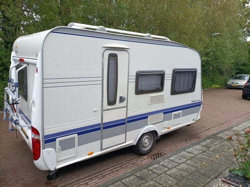 Caravan Hobby de luxe, 400 sf, bouwjaar 2008, nette staat