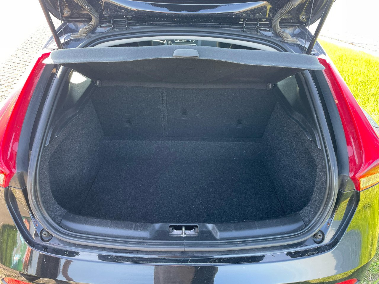 Volvo V40 2.0 D2 120PK 2017 Zwart