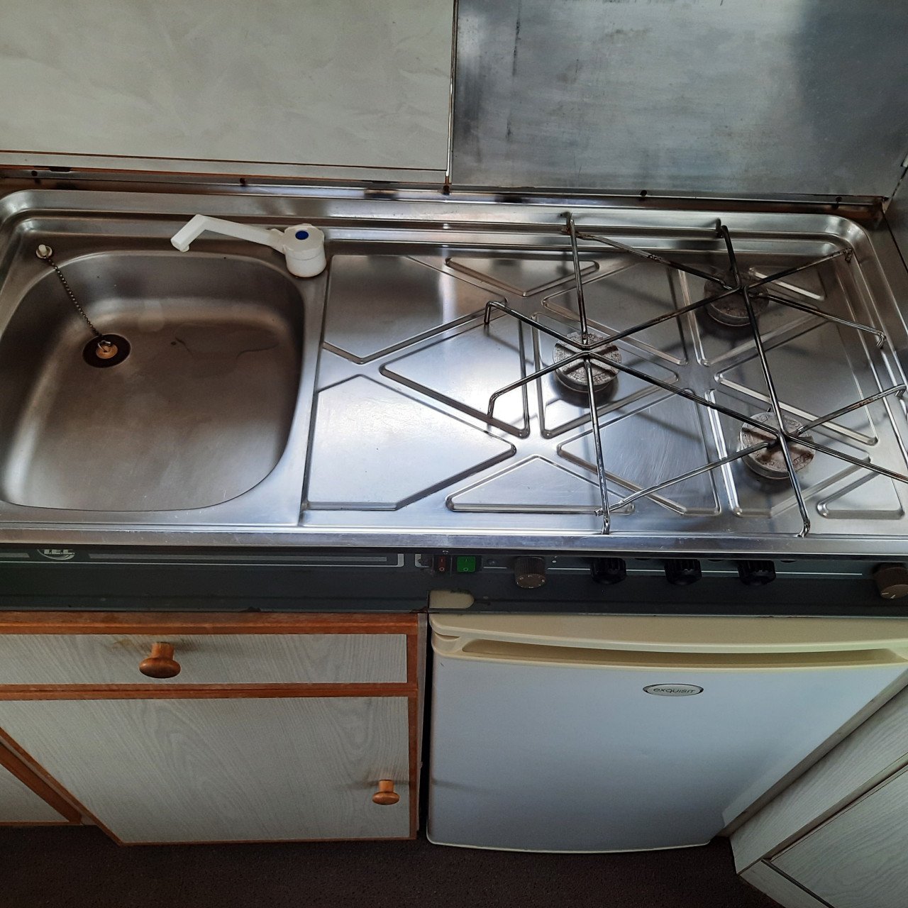 Tec Weltbummler 430 4 persoons met voortent en luifel