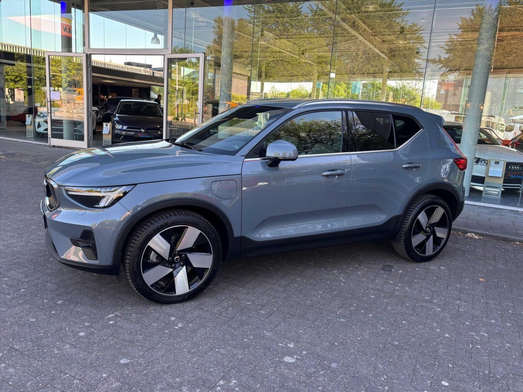 Volvo XC40 t4 plug-in hybrid 211pk aut core bright 20lm velgen| carplay|rij