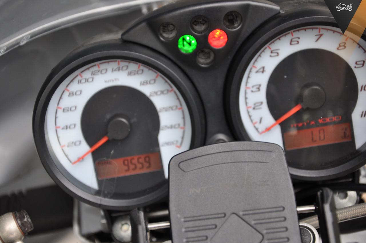 Ducati Monster S2R 1000 9500 kilometers!
