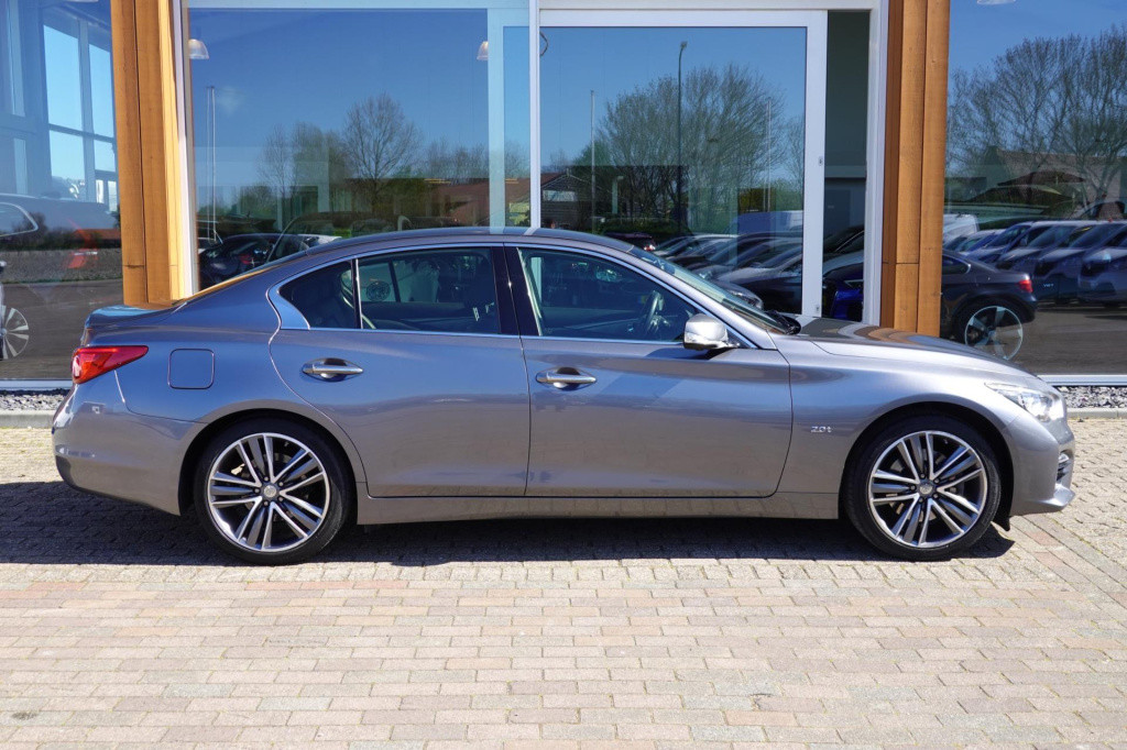 Infiniti Q q50 2.0t sport