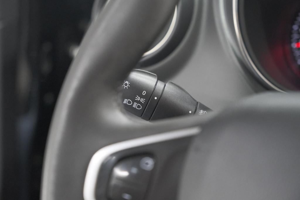 Renault Captur tce 90 limited | navigatie | airco | elektrische ramen | 16 