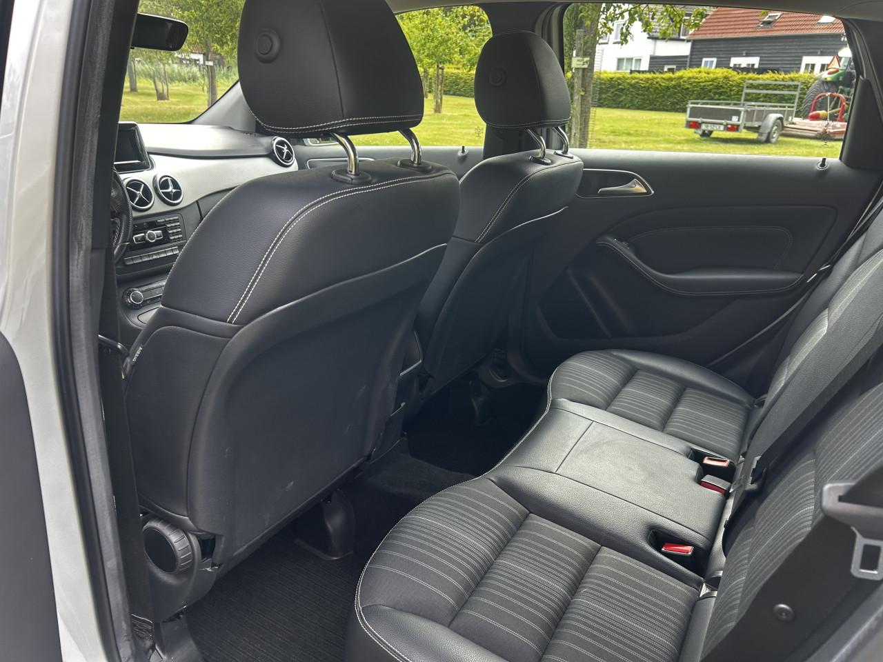 Te Koop Mercedes Benz B180 2014