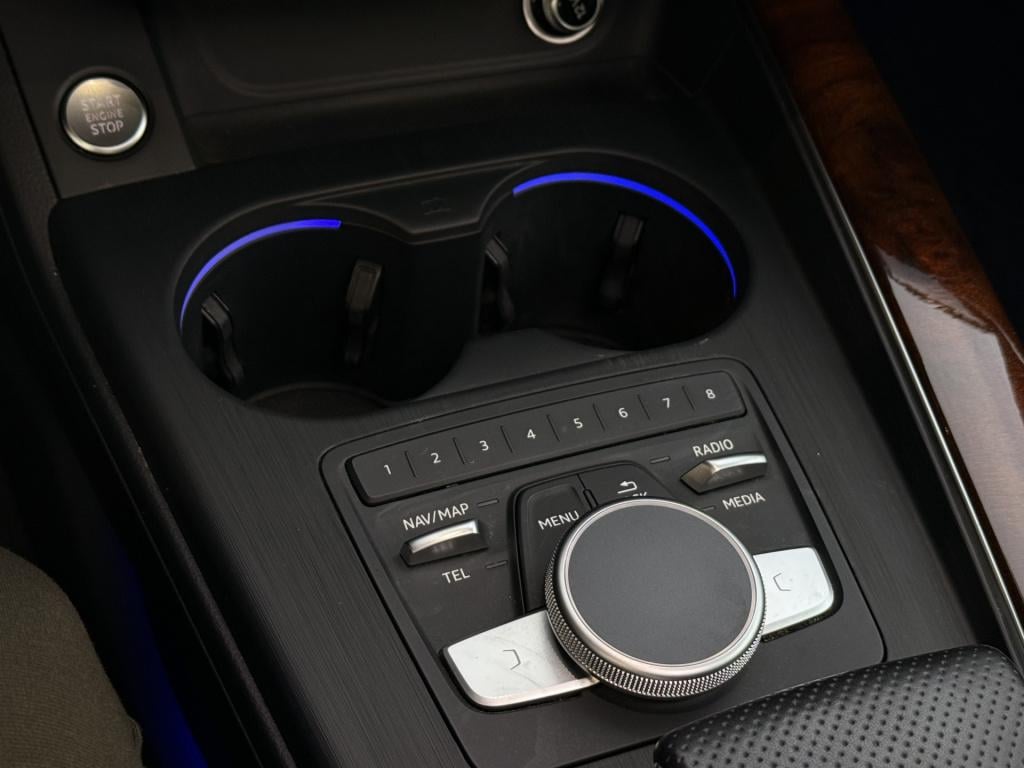 Audi A4 avant 2.0 tfsi s-line | pano | acc | 360 camera | sfeerverlichting 