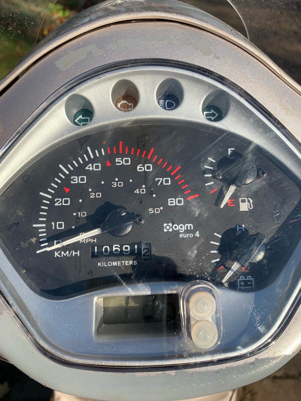 Agm vx50 snorscooter