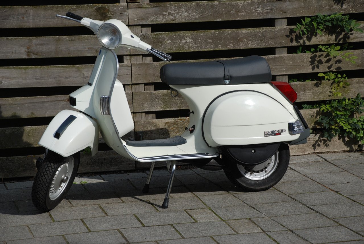 Vespa  px200e gs