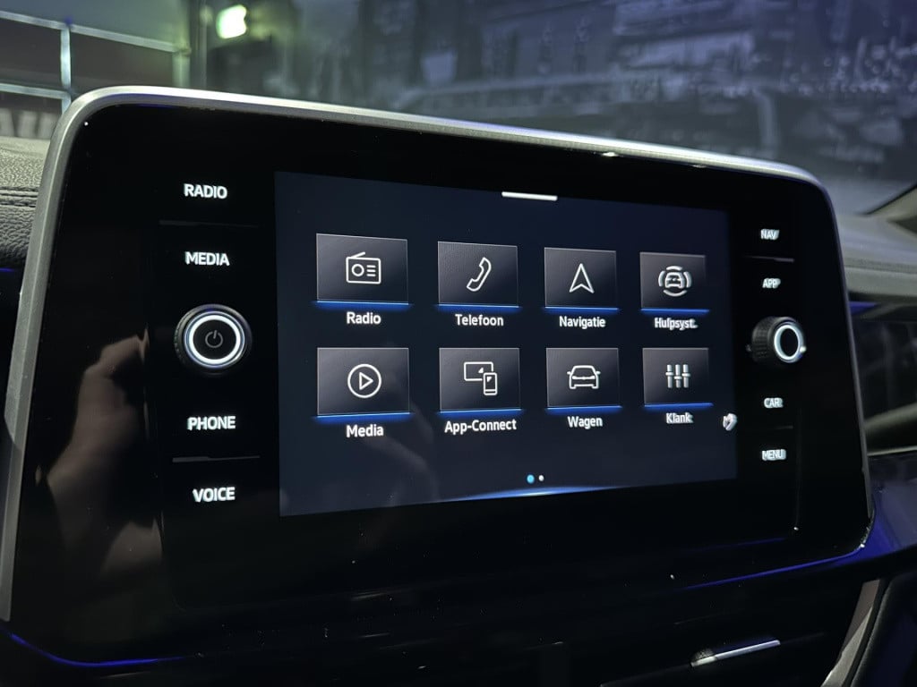 Volkswagen T-roc 1.5 tsi r-line edition *keyless*winterpakket*camera*