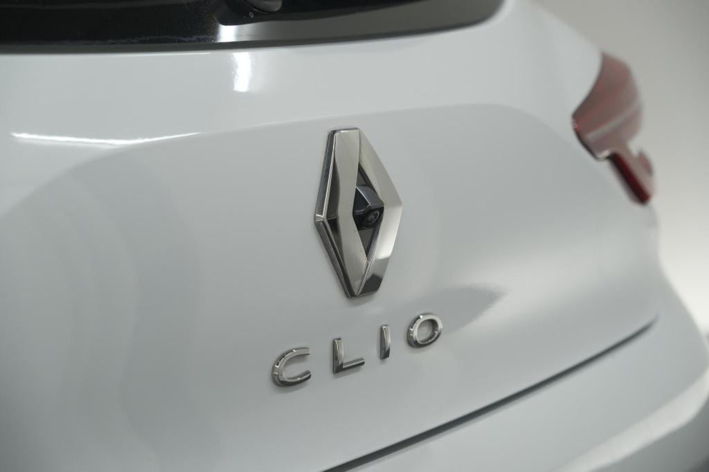 Renault Clio tce 130 edc intens | 360 camera | apple carplay | parkeersenso