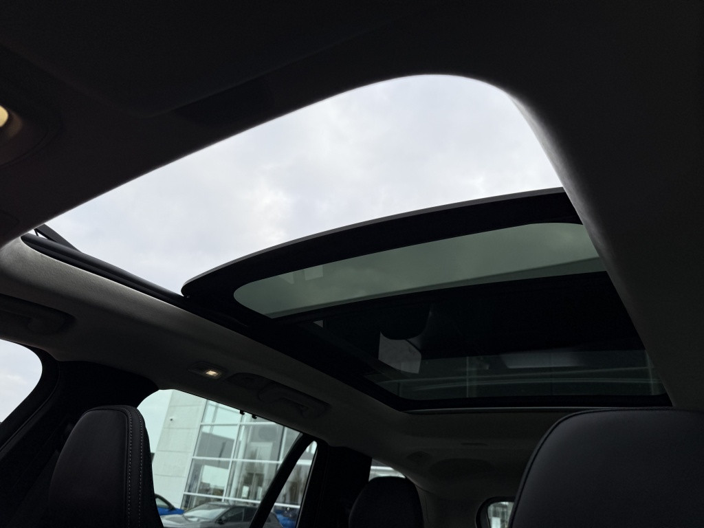 Volvo XC90 t8 awd ultra dark massage stoelen actieprijs!!