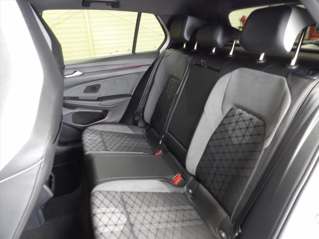 Volkswagen Golf 1.5 etsi 150pk 7-dsg r-line