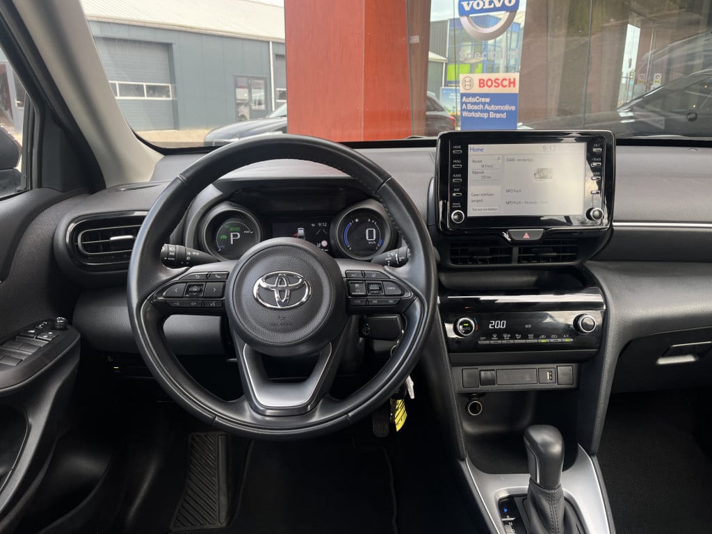 Toyota Yaris Cross 1.5 hybrid comfort | carplay | camera | acc | climate