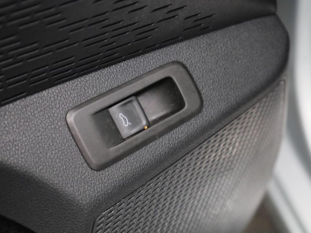 Skoda Octavia combi 1.5 e-tsi business edition | automaat | panoramadak | t