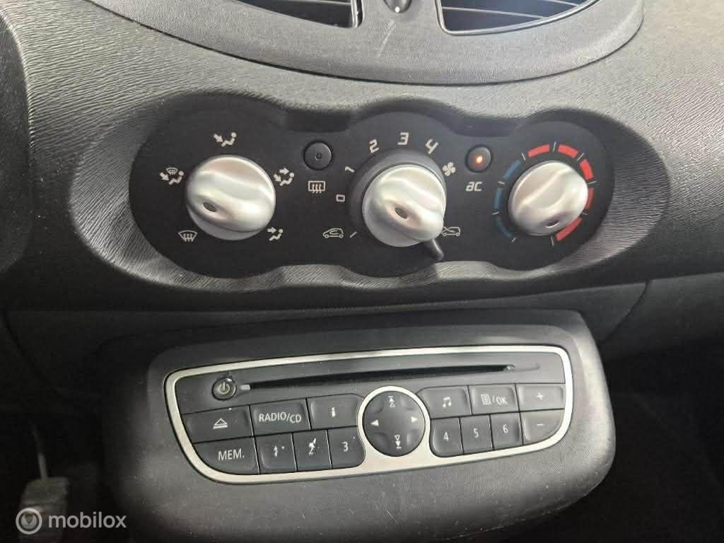 Renault Twingo 1.2-16v collection