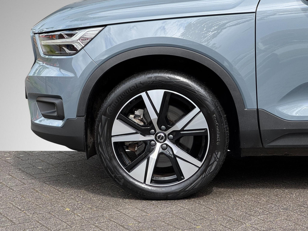 Volvo XC40 recharge p8 awd r-design 408pk | trekhaak uitklapbaar | navigati