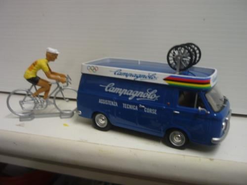 Wielrennen : FIAT 238 Campagnolo volgauto Tour de France 1972