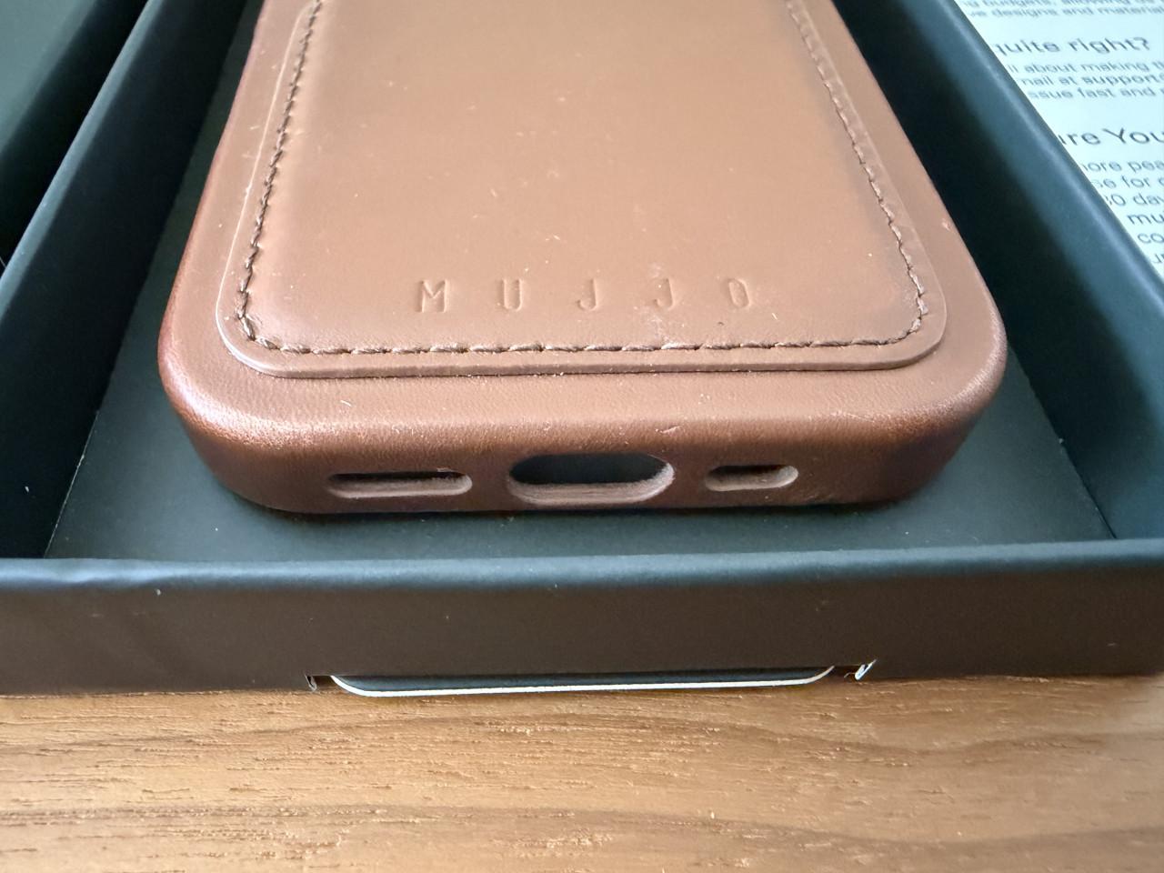Mujjo lederen hoes iPhone 16 Pro