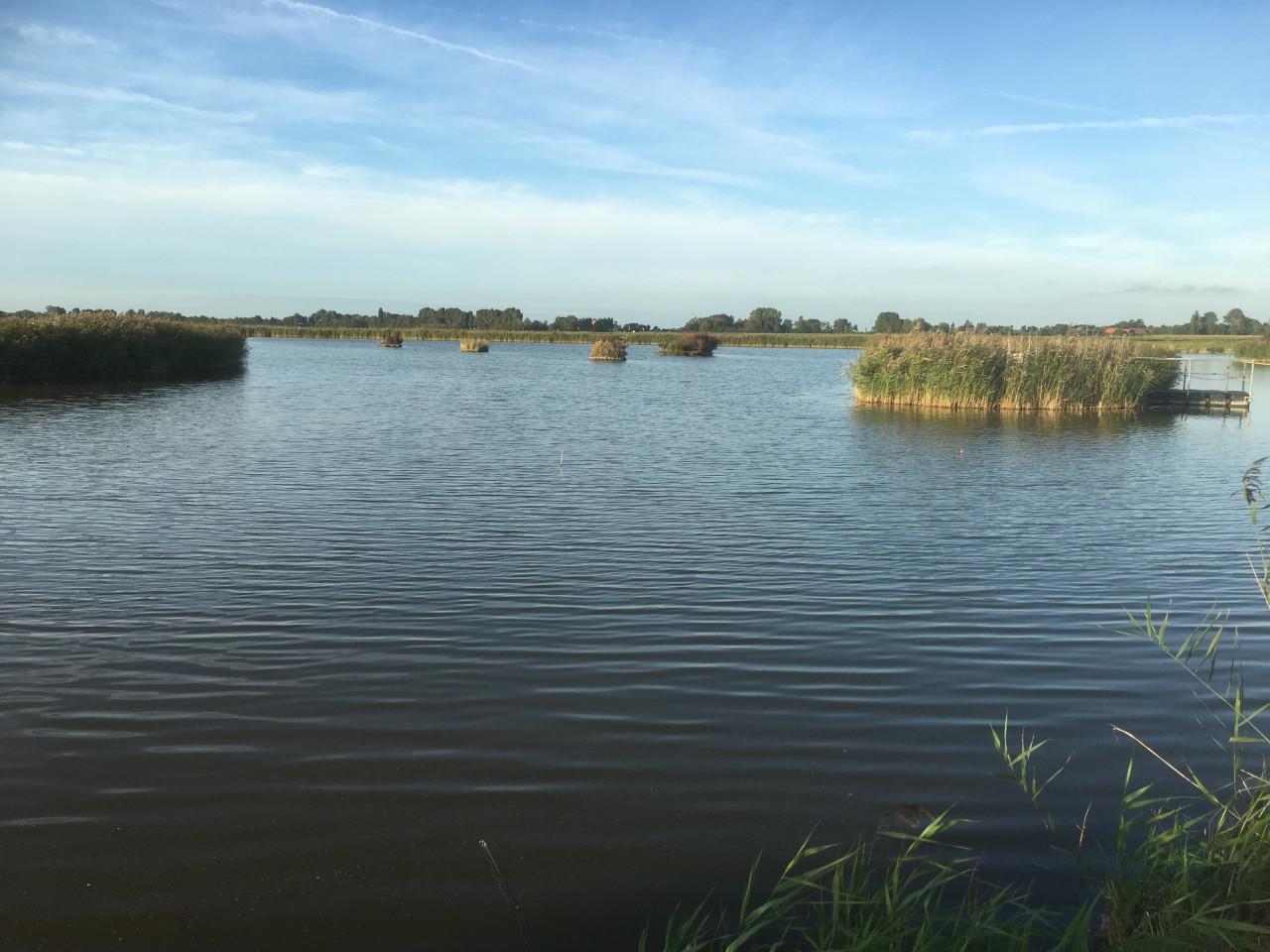 Hengelsport in een mooi karper gebied bij Karpervisserij Koudekerke €17,50