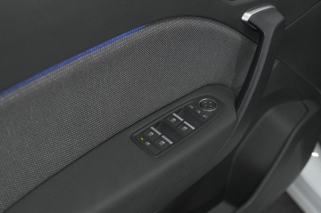 Renault Captur mild hybrid 160 edc techno | nieuw model | camera | navigati