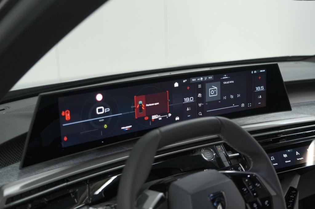 Peugeot 5008 hybrid 145 e-dcs6 gt | panoramadak | camera | elektrische acht