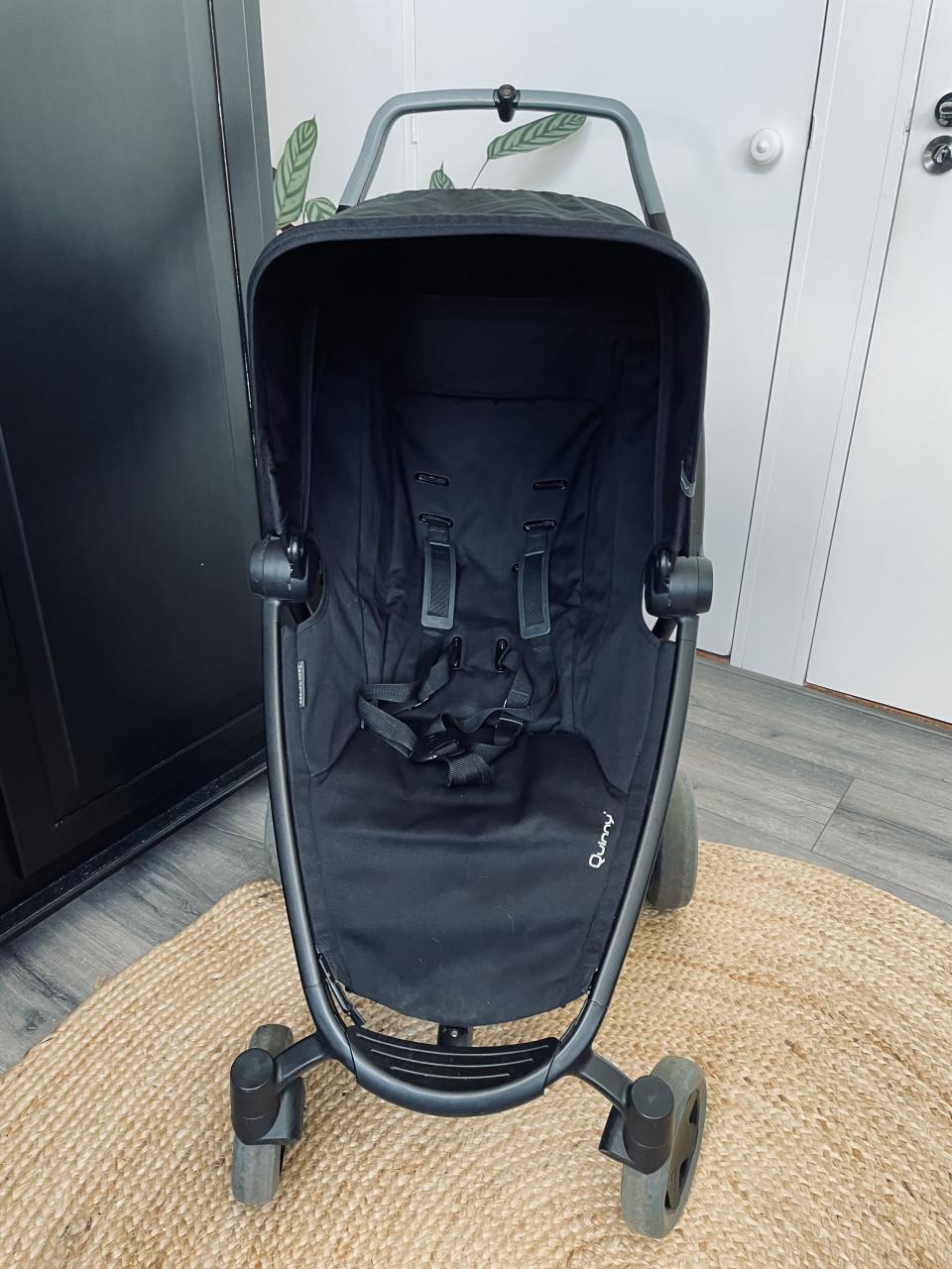 Quinny Xpress plus buggy kleur zwart