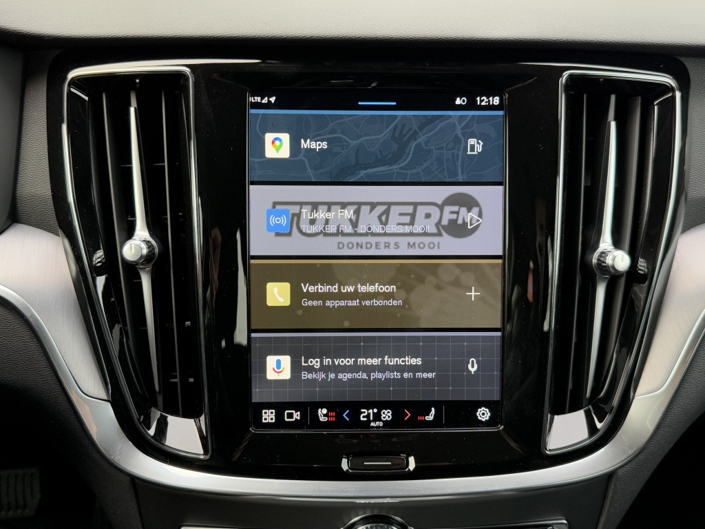 Volvo V60 b3 essential edition