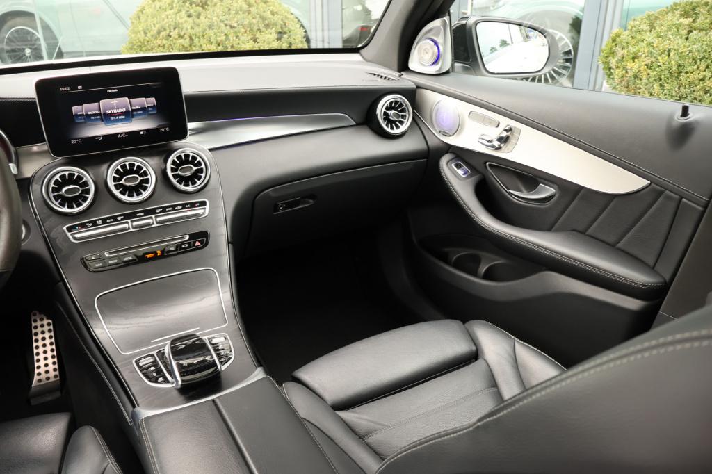 Mercedes-Benz Glc amg 43 4matic 367 pk i luchtvering i airmatic i panoramad
